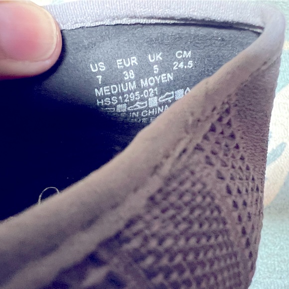 Soft Style by Hush Puppies Grey Flats  7 M - Picture 10 of 13